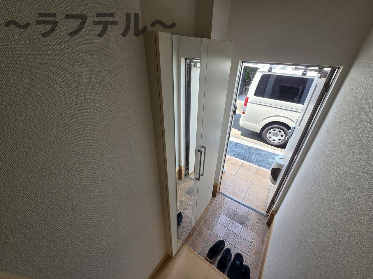 ウエスト　マロン・ＮＫの玄関