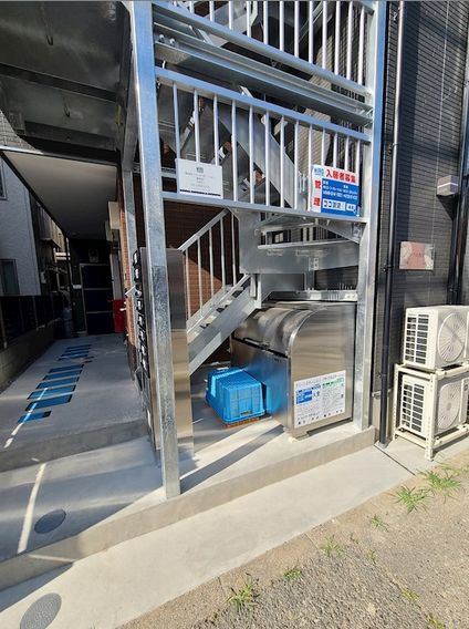 アイクル西川口のエントランス