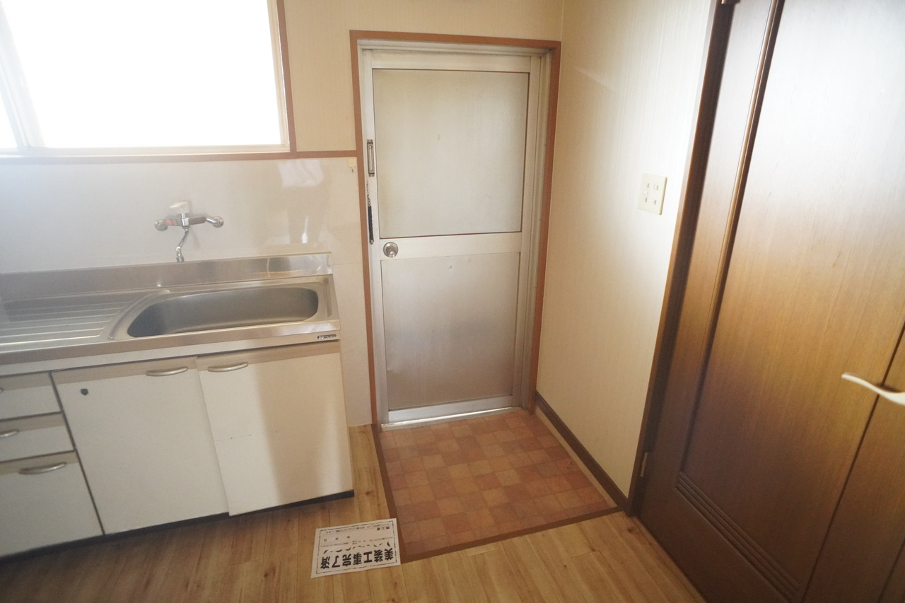 マンションヒライの玄関