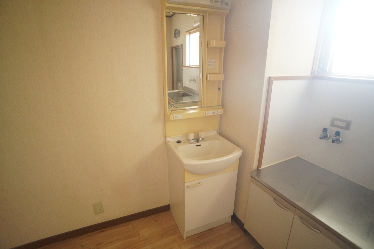 マンションヒライの洗面所