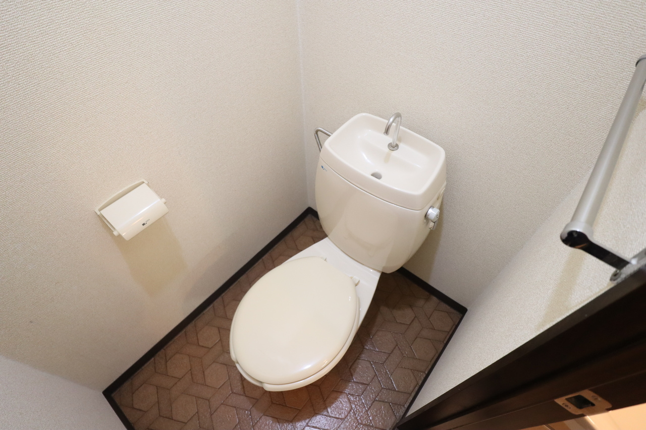 ラフォーレ中川　Ａのトイレ