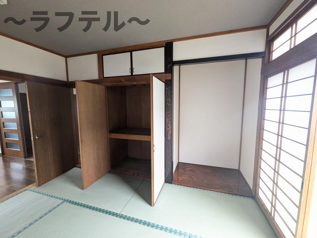 SKヴィレッジC棟の和室