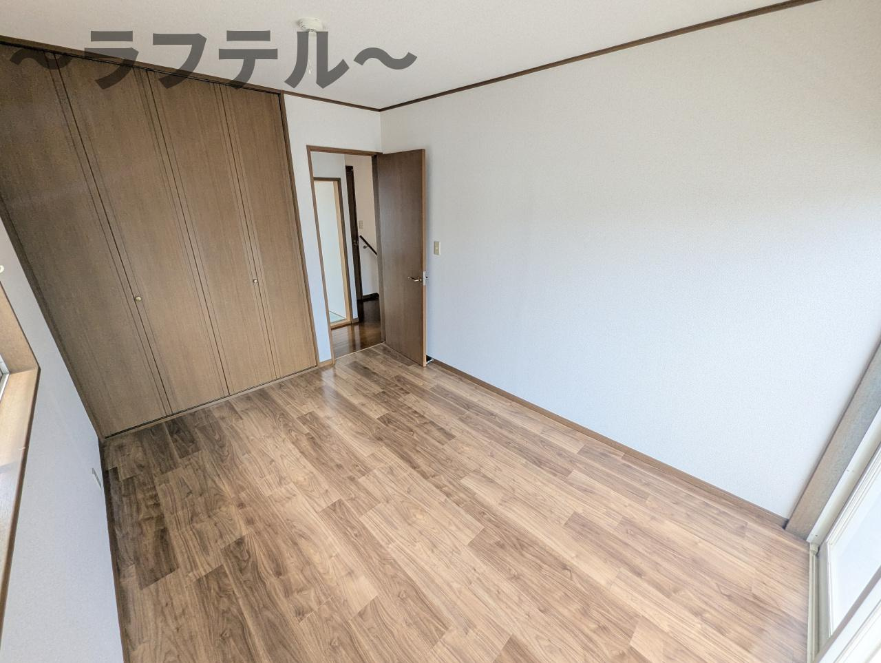 SKヴィレッジC棟の洋室