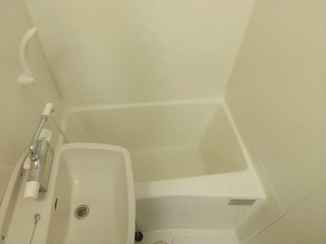 レオパレスエスペランサＢの浴室|お風呂です