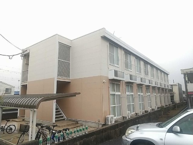 レオパレスエスペランサＢの外観|落ち着いた雰囲気の外観です