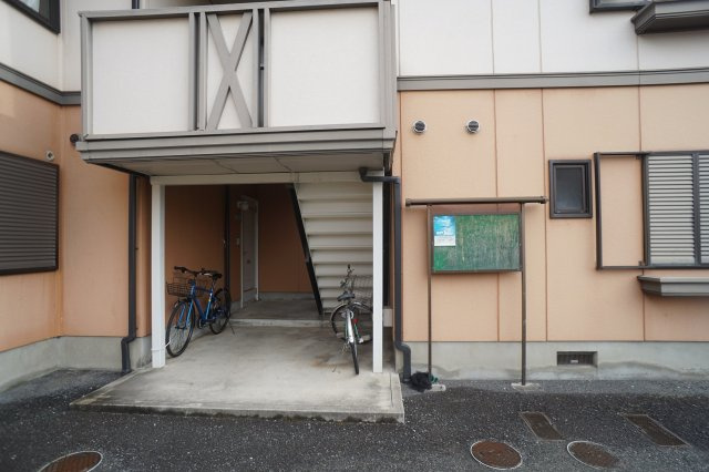 ルミエール四条のエントランス