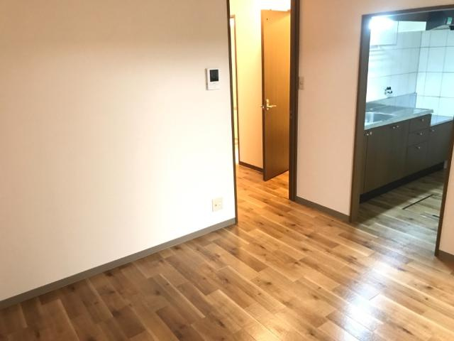 アベニールの内装|ダイニング