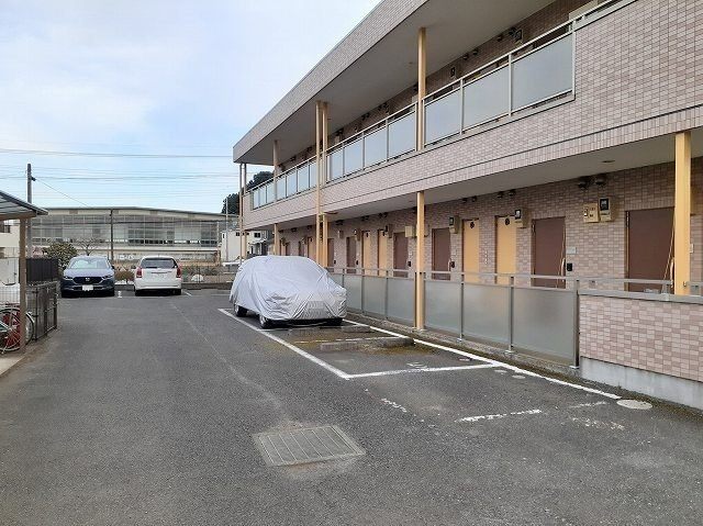 エスペランスの駐車場
