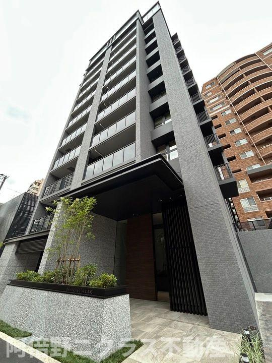 ブランシエスタ上本町のエントランス