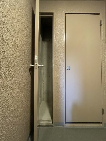 アリスタ四条西洞院の収納