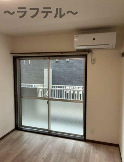 ランドフォレスト新狭山の洋室