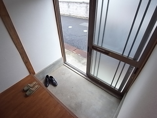 谷口貸家の玄関