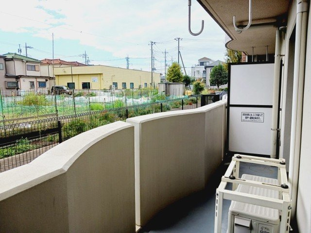 オネスティ　ユー　カレントのバルコニー|開放的で明るい空間を演出してくれるバルコニーです