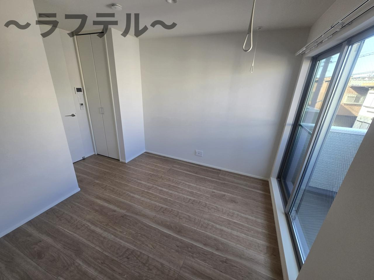 GRADUS 武蔵藤沢Ⅲの居間・リビング|同メーカー施工　別部屋イメージ写真