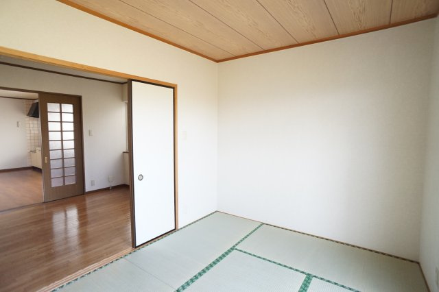 Ｒー１５郡山ハイツの和室