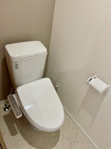 キャメル西所沢プレミアのトイレ|205号室の写真です。