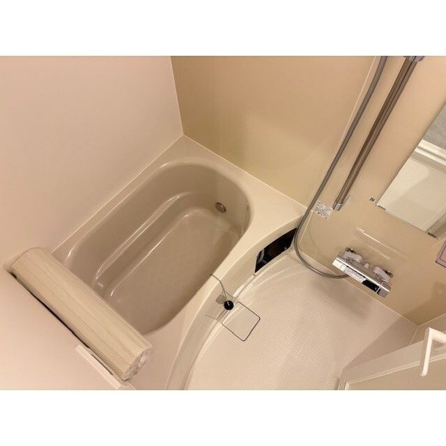 ウェルスクエア万代東の浴室|内装は参考写真です。