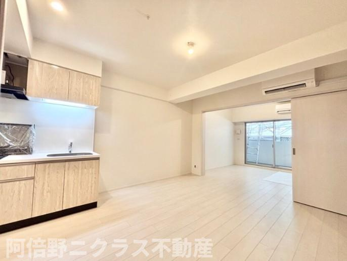 スプランディッド上本町WESTⅡのその他|内装は別部屋の参考写真です。