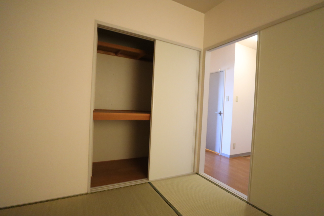 コスモス結崎　Ｂの収納