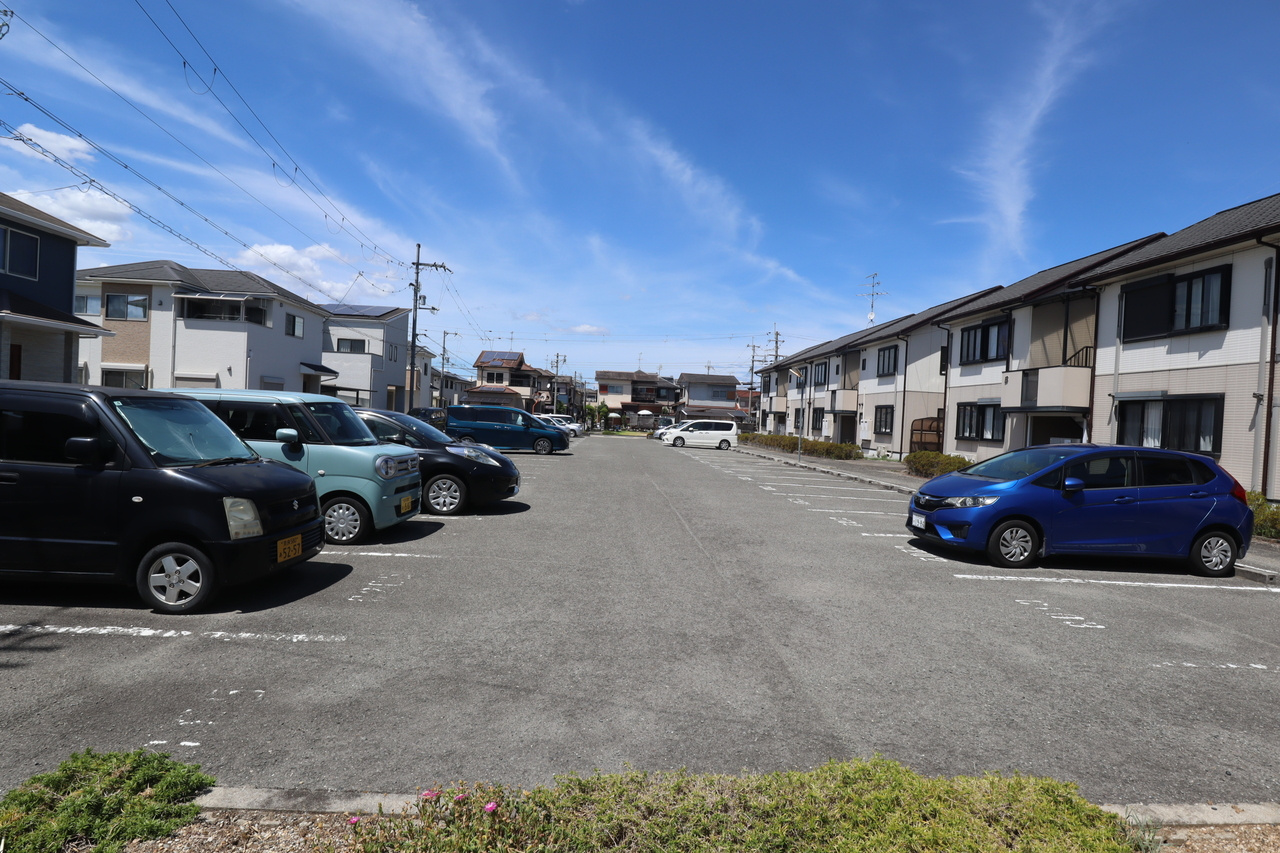 コスモス結崎　Ｂの駐車場