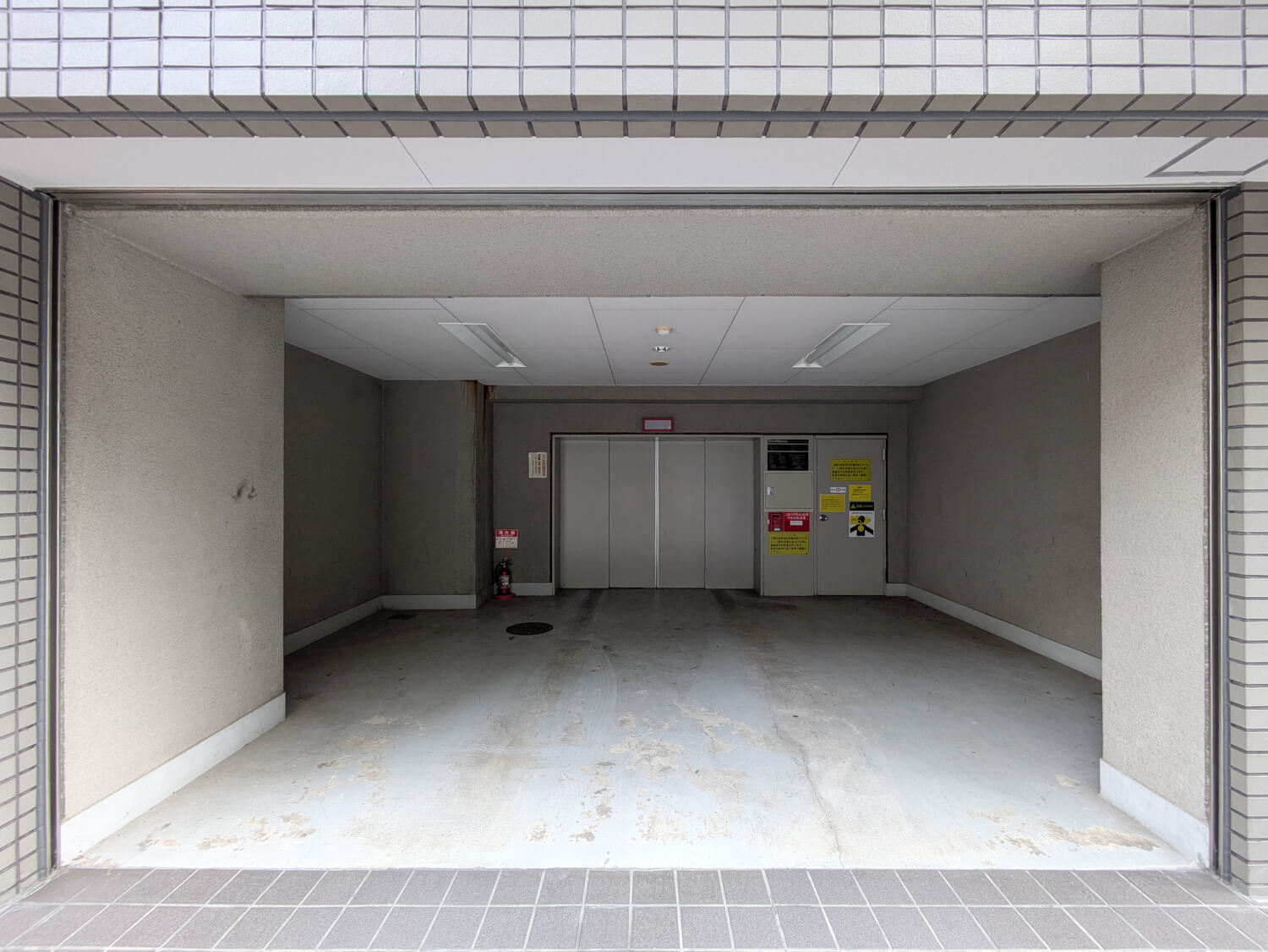 イトーピア三宮アーバンステージの駐車場
