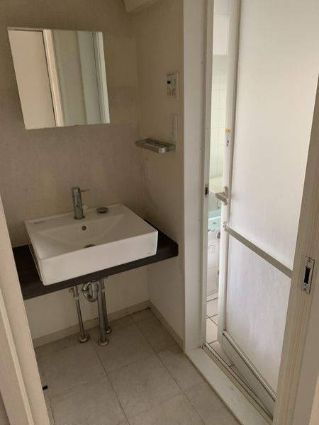 StoRKResidence昭和町の独立洗面台