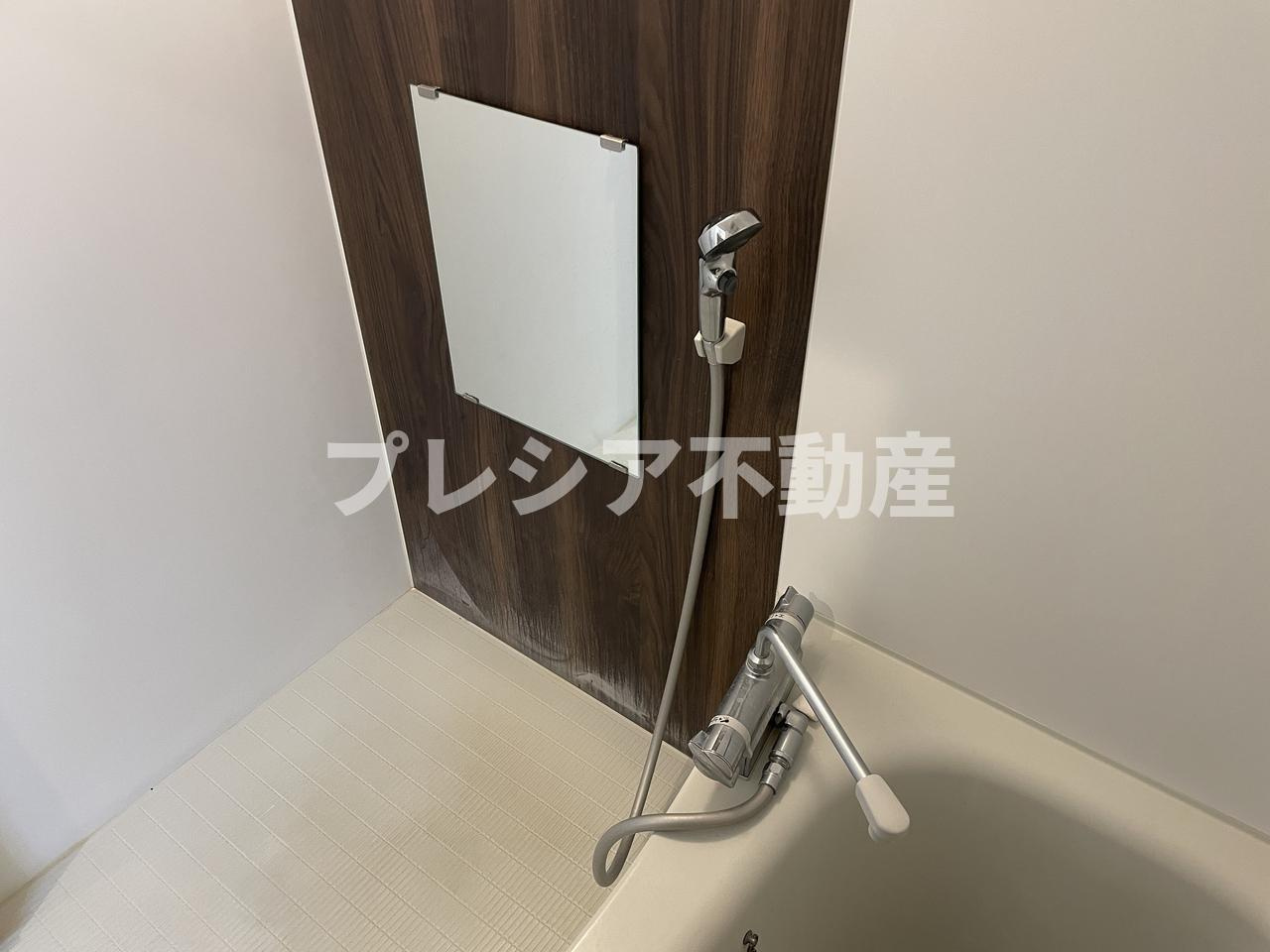コロナール甲子園の浴室
