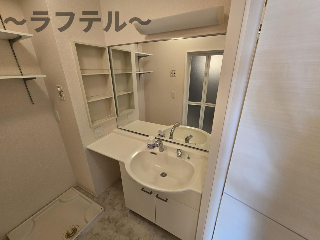 レッドウッド　Ⅱの洗面所