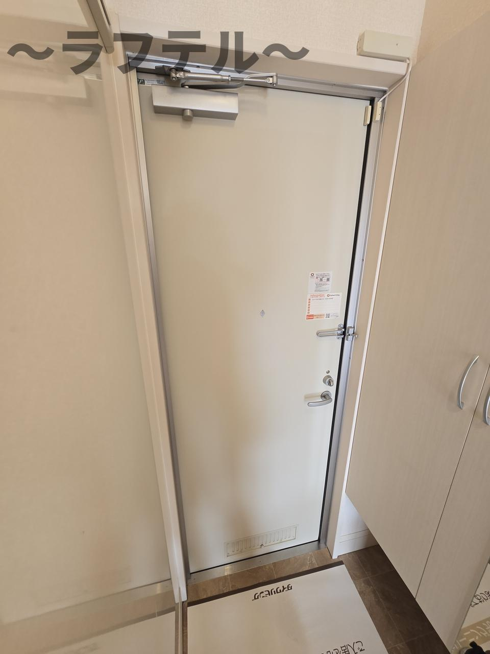 レッドウッド　Ⅱの玄関