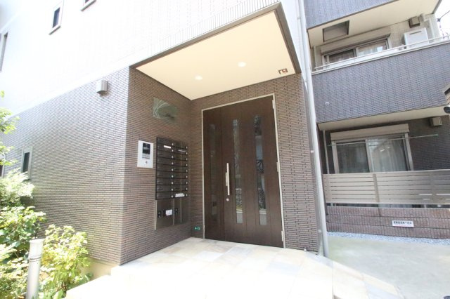 felicite (フェリシテ)のエントランス|別号室参考写真です。