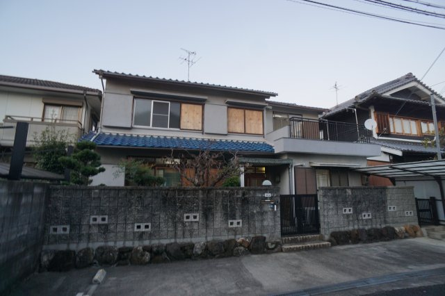 西大寺新町２丁目戸建の駐車場