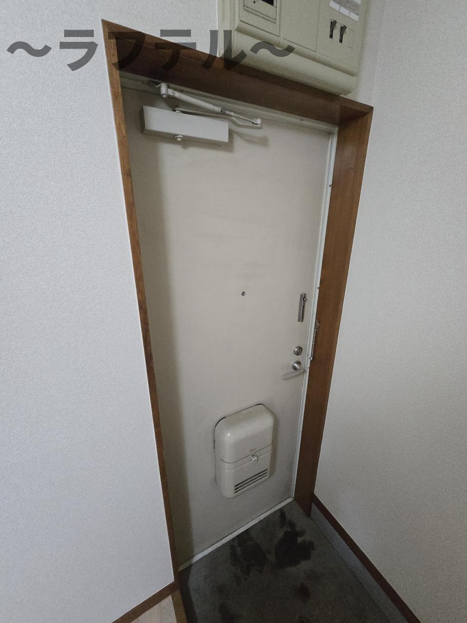 パークノヴァ小手指の玄関