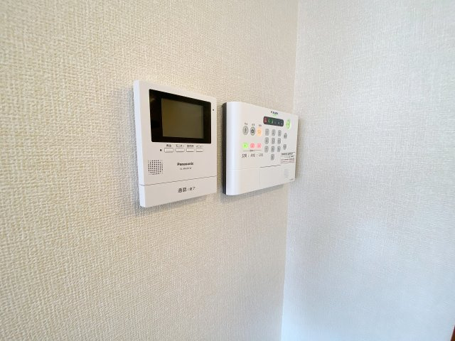 エクレール曲本のセキュリティ|別号室の参考写真です。