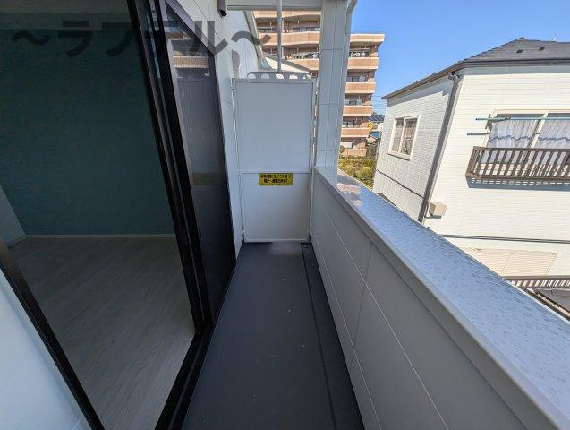 アース所沢のバルコニー|別部屋イメージ写真