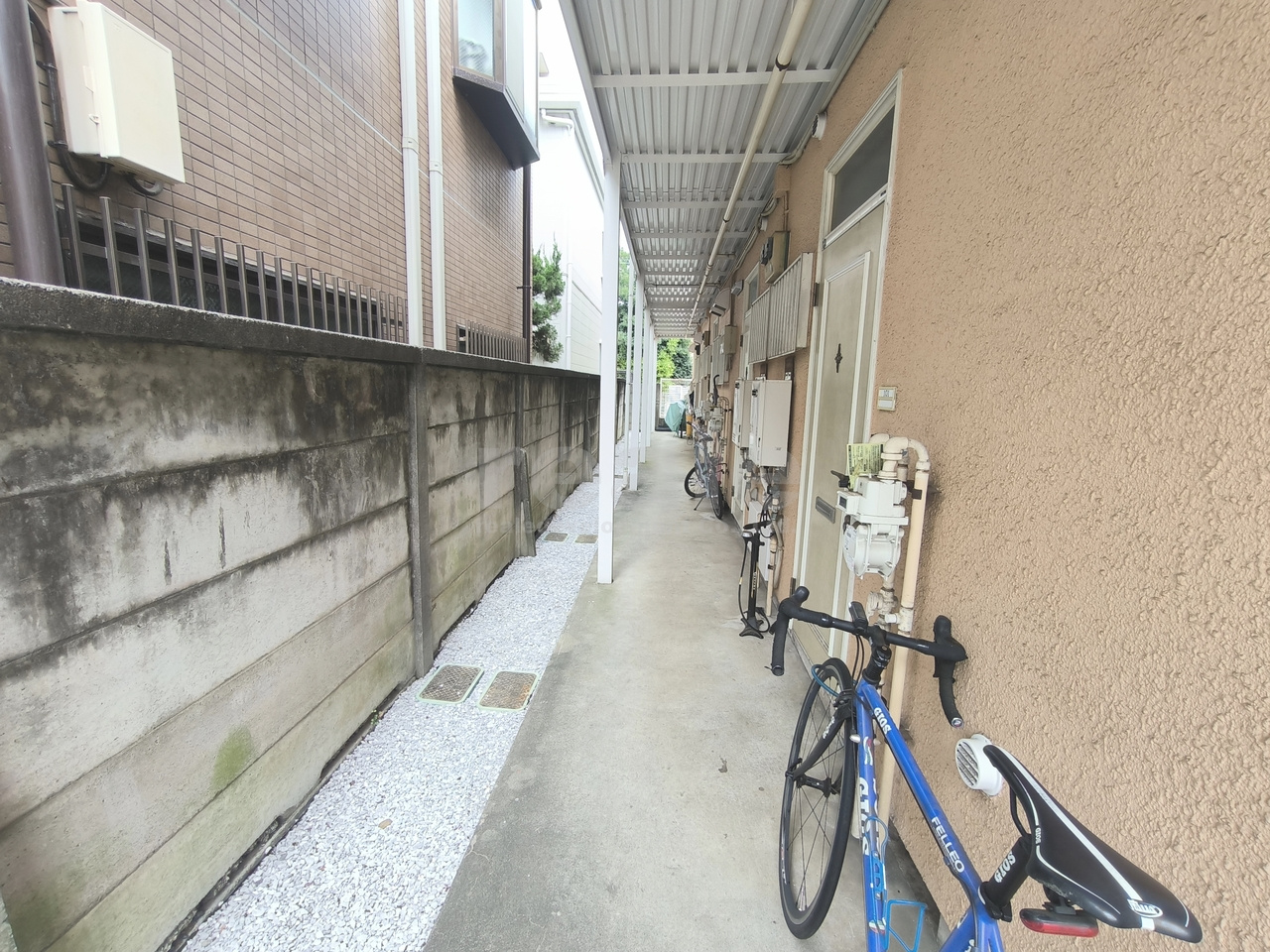 武蔵野市吉祥寺本町３丁目のアパートのロビー