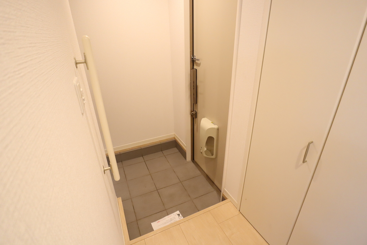 ボヌールの玄関