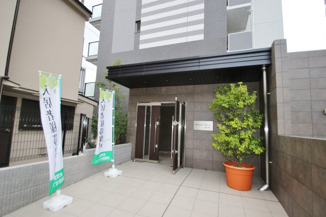 アクシーズタワー川口Ⅷのエントランス