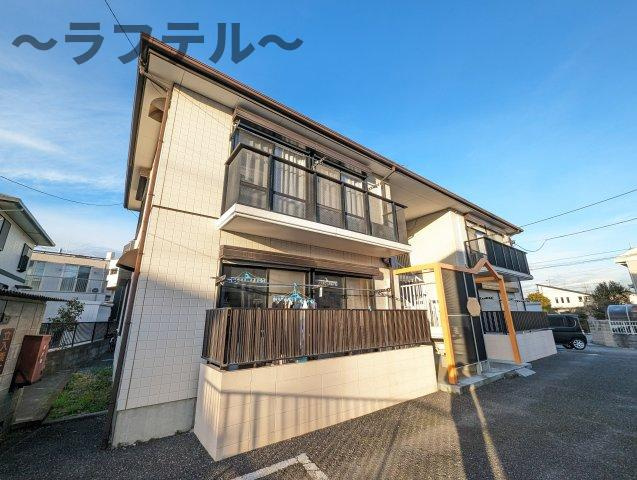 グランドール下山口Bの外観