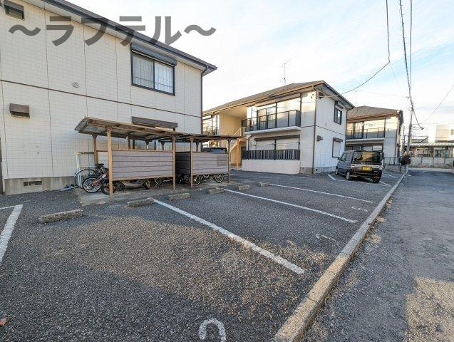 グランドール下山口Bの駐車場