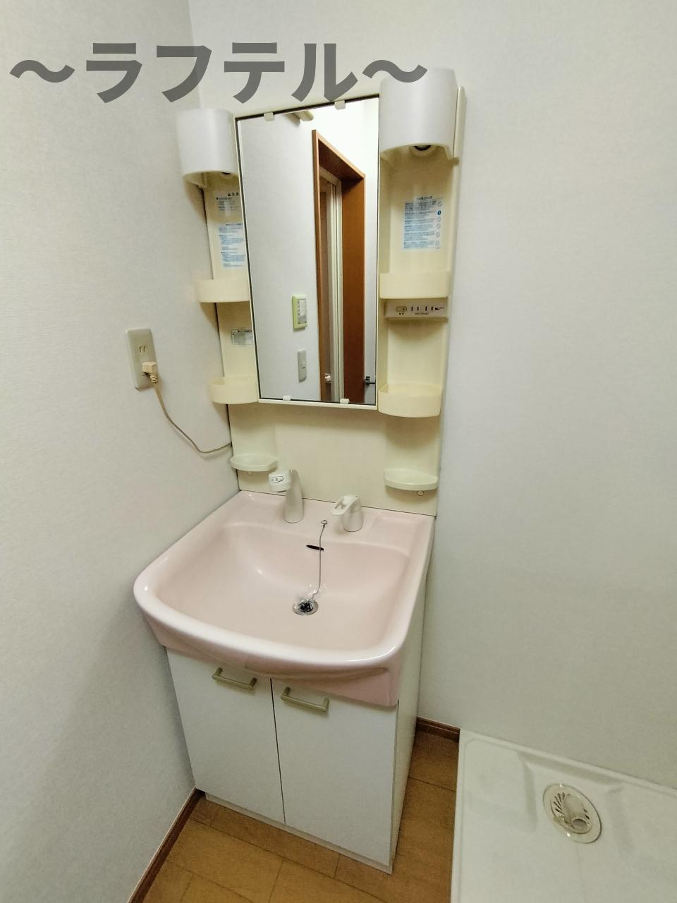 所沢市所沢新町のアパートの独立洗面台|別部屋イメージ写真