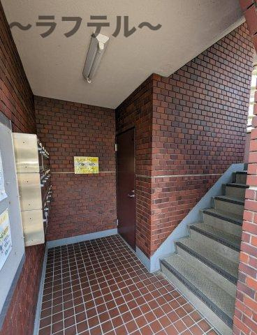 所沢市小手指町４丁目の賃貸マンションのロビー
