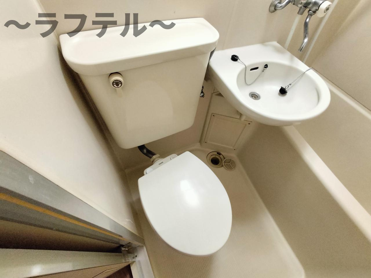 所沢市小手指町４丁目の賃貸マンションのトイレ