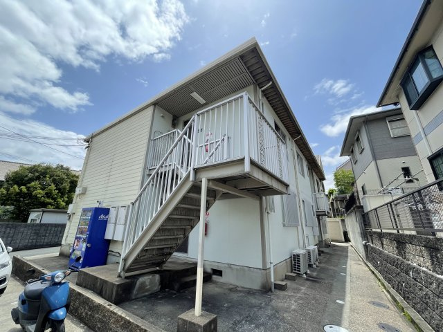 ハイツ中町の駐車場