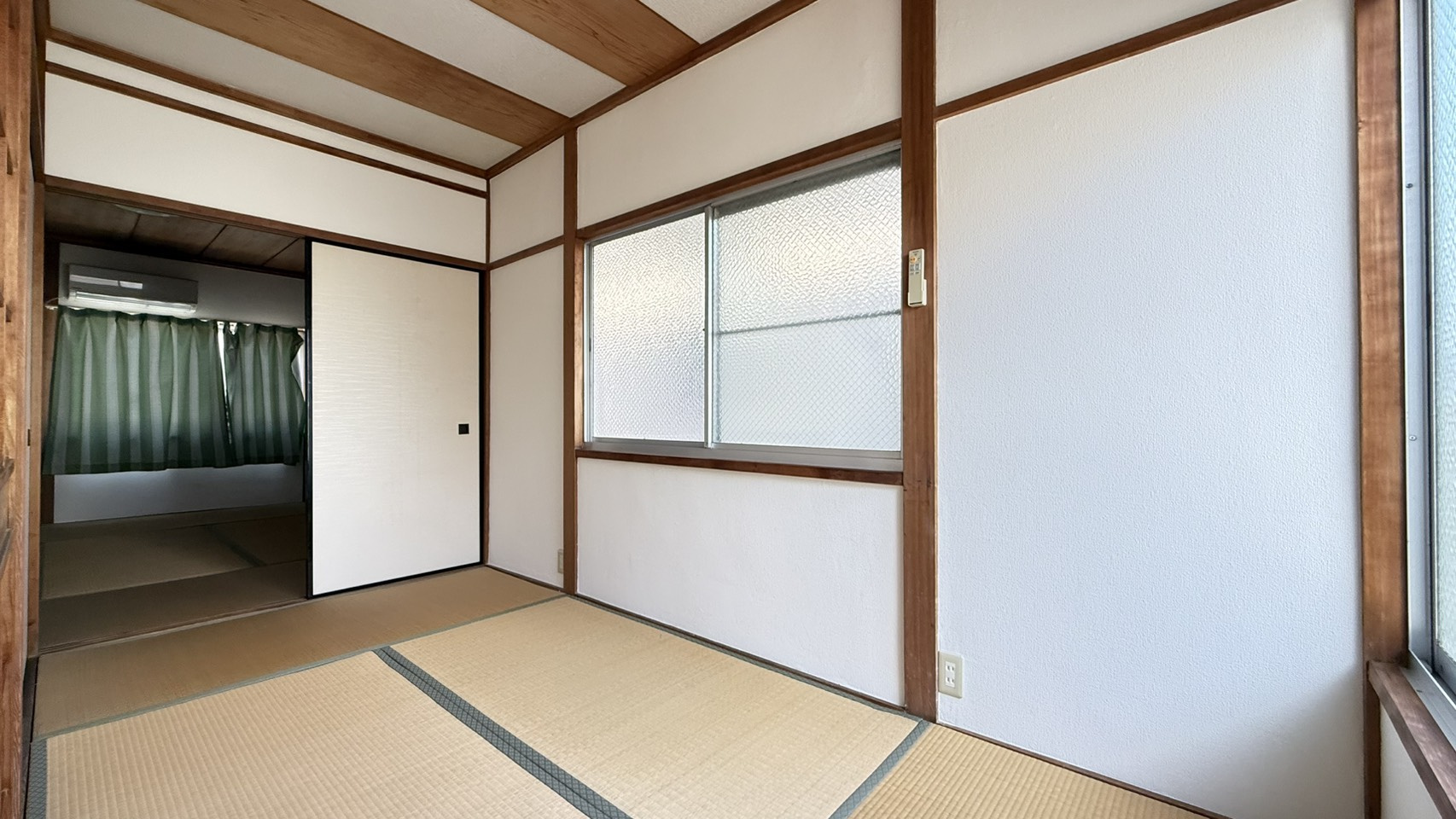 住吉宮町5丁目貸家の和室