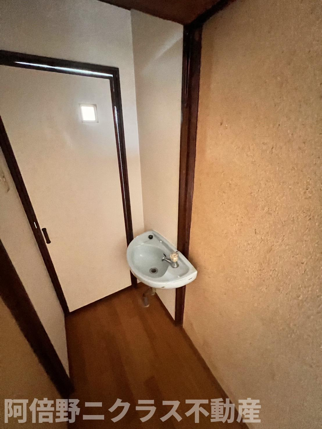 水野文化の洗面所|内装は別部屋の参考写真です。
