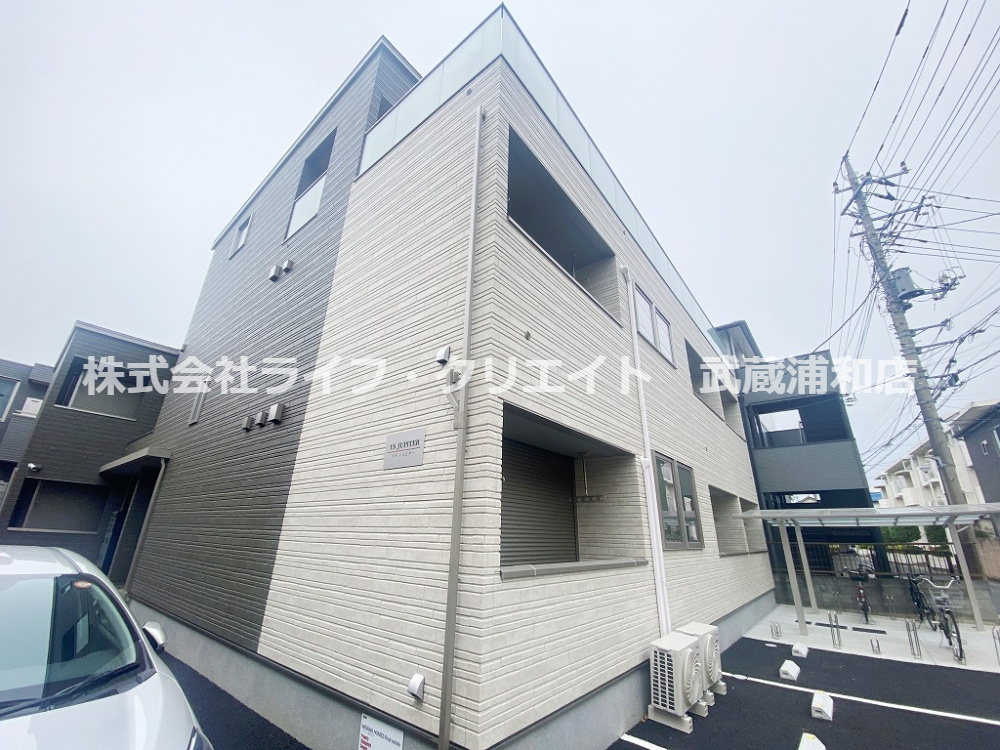 YSジュピターの外観