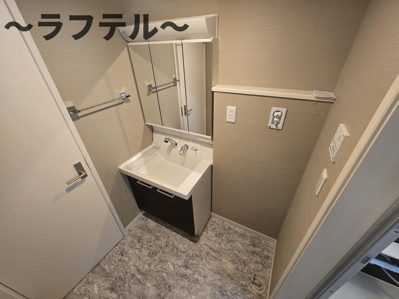 オフィン ラコーデの洗面所|別部屋イメージ写真