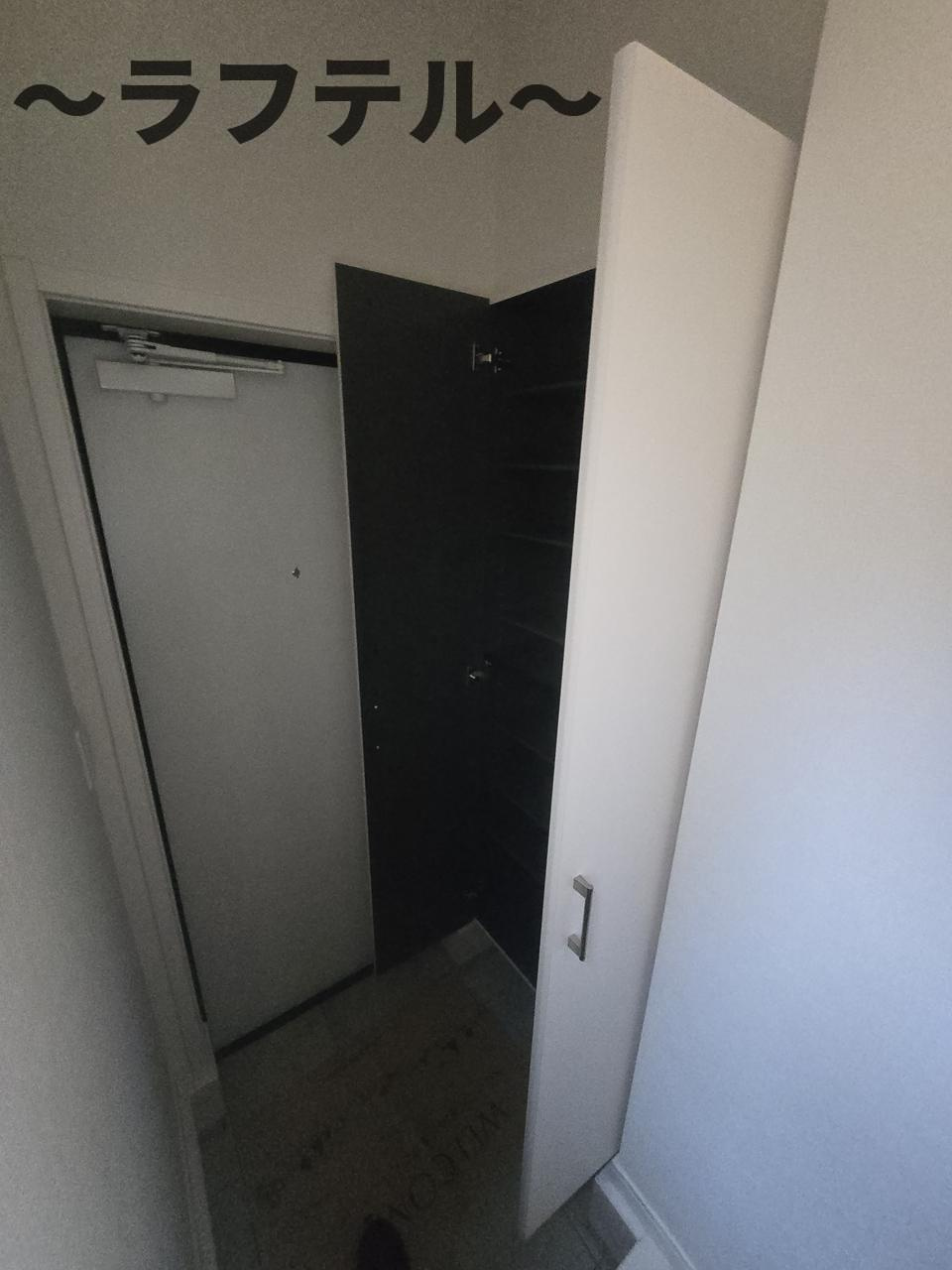 オフィン ラコーデの玄関|別部屋イメージ写真