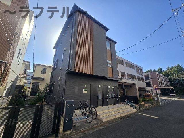 オフィン ラコーデの外観