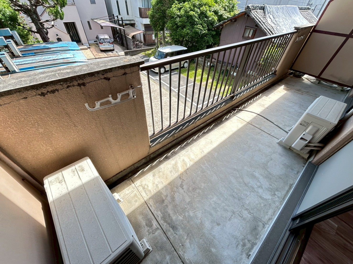 マンション芝のバルコニー
